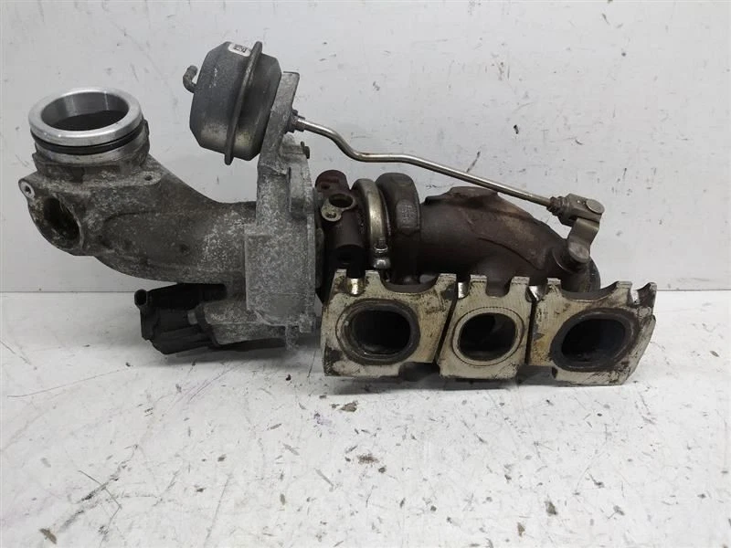 2015 Mercedes Benz GL450 OEM carregador turbo lateral passageiro 3.0L AWD 98k milhas  - Imagem 2 de 4