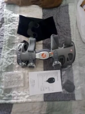 Breg Latitude OA Knee Brace RIGHT Side  New Open Unused w/ Wrap