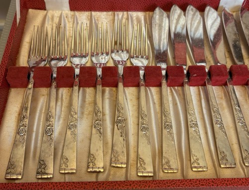 Vintage Smith Seymour Cutlery Rose Garden Set 12P Sheffield Silverplate Flatware - Picture 2 of 13