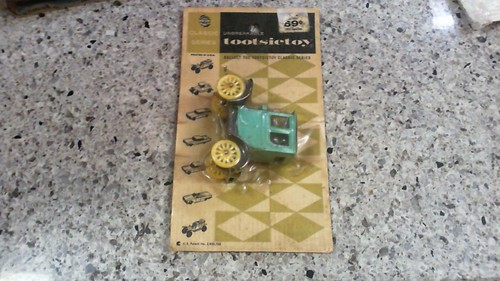 Vintage Tootsie Toy Classic Series 1906 Cadillac Car Cast Metal 2.5"