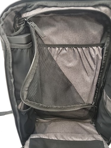 Nomatic Travel Pack 20L, Excellent Condition, Expands to 30L, Retails at $299.99 - Picture 16 of 24