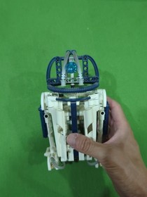 Lego 8009 Star Wars R2-D2 No Box or Instructions