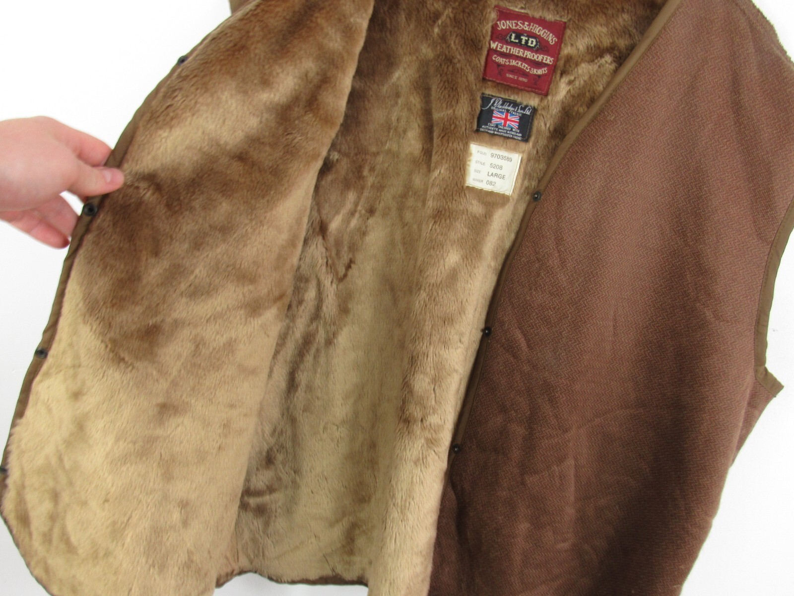 Picture 4 of 11