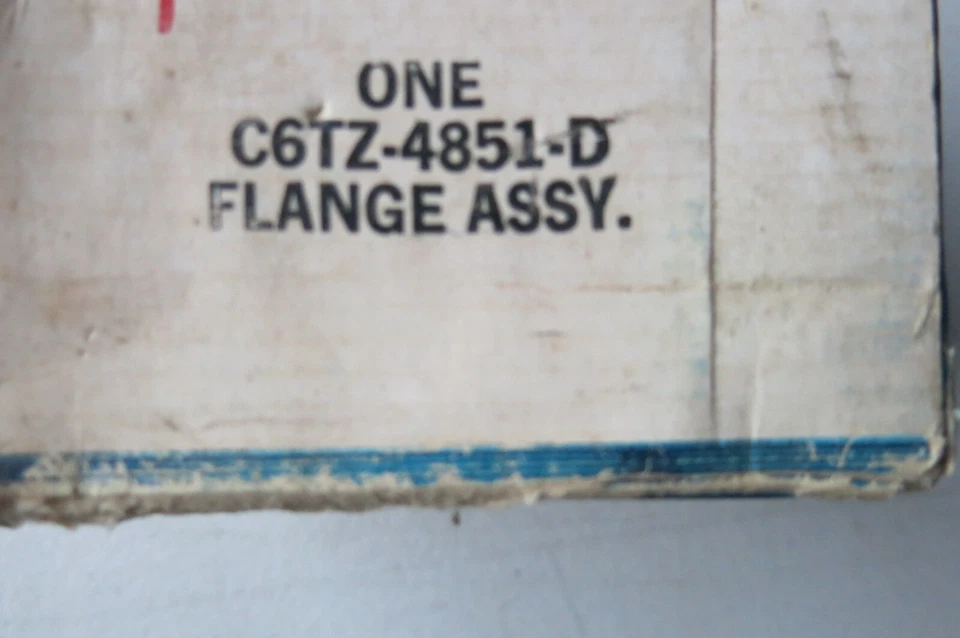 Conjunto antigo Ford End Yoke para 1973-1979 Ford F100 F150 (C6TZ-4851-D) - Imagem 3 de 3