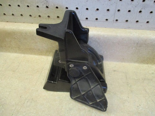 22935839 15 to 20 Tahoe Yukon Escalade Rear Right RH Power Running Board Bracket - Picture 8 of 12