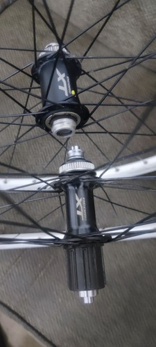 Halo Vapour 26in Rims. White. XT Hubs. Rare and in Good Condition ! - Picture 4 of 24