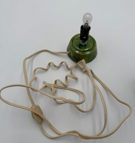 Vintage 9" Ceramic Lighted Green Kitschy Christmas Holiday Grandma Dainty Tree - Picture 12 of 14