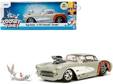1957 CHEVROLET CORVETTE BEIGE & BUGS BUNNY FIGURE 1/24 DIECAST BY JADA 32390
