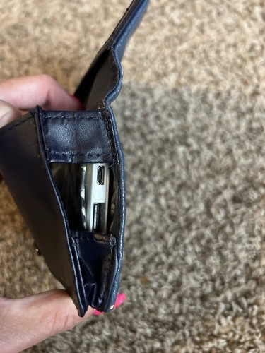 Adrienne Vittadini Wristlet With Charging Bank For Cell Phone Very Nice!!! - Picture 8 of 8