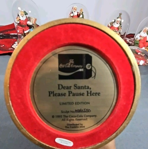 5 Vtg Coca Cola Chrismas 90s Santa Globe Dome And Table Runner 13"x70". - Picture 9 of 20