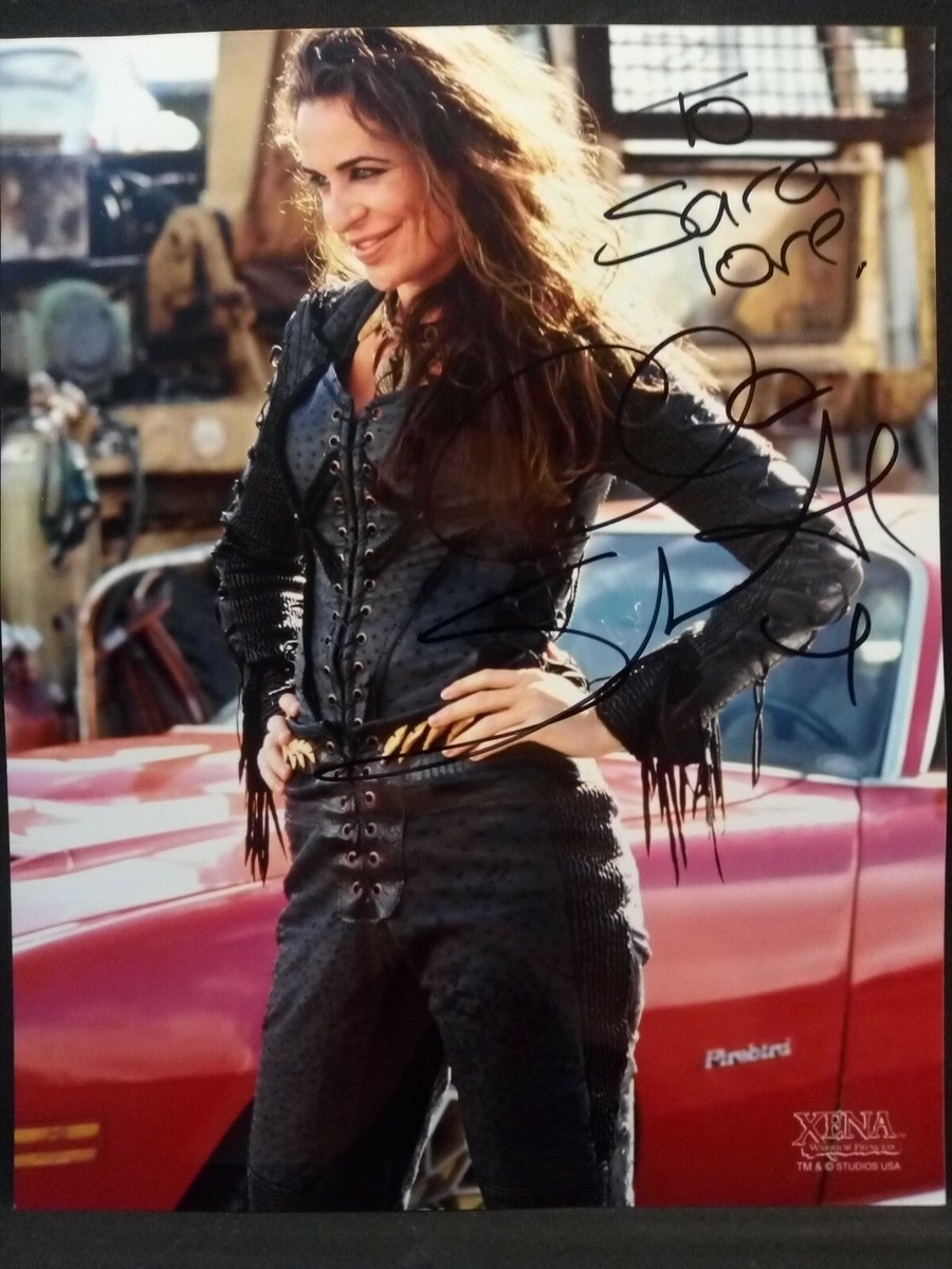 Claire Stansfield Alti Xena Warrior Princess 8 x 10 Signed