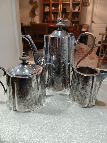 Antique Edwardian Silver-Plated Tea Set Engraved Details & Woven Handle EPBM - Picture 16 of 21