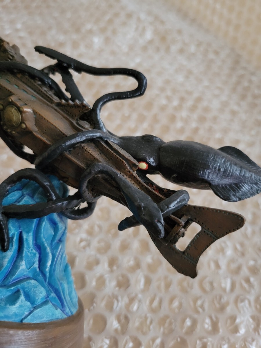 Disney - ディズニー　20,000 Leagues Under the Sea フィギュア s-l400.jpg