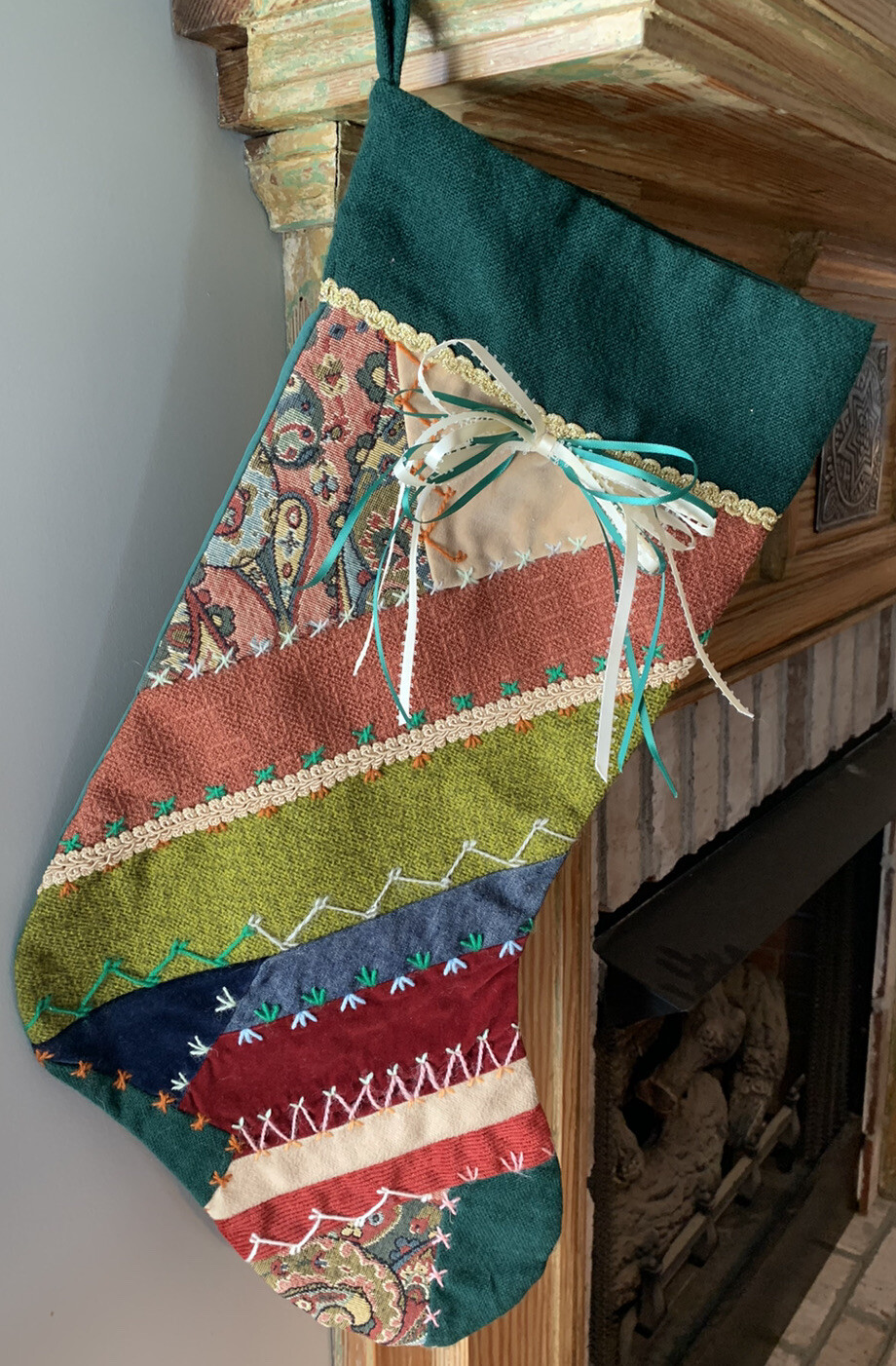 Vintage HOUSE OF HATTEN Patchwork Christmas Stocking Clean Condition-image