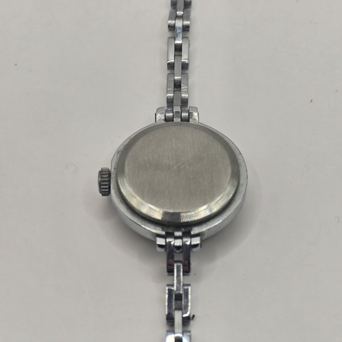 RARE NOS Vtg Small ZARJA 1992 Women LADY Beauty USSR Watch Soviet Mechanical BOX - Picture 7 of 8