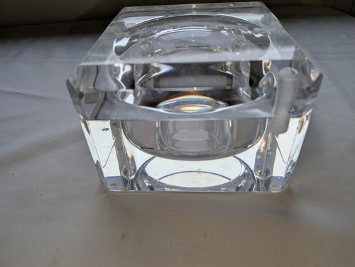 Vintage Mid Century Modern Thick Lucite Jewely Box 7"x7"x4.5" NICE w/ Swivel Lid - Picture 3 of 8