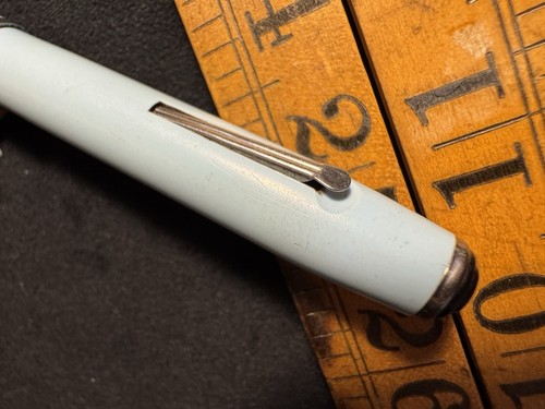 Vintage Uninked EsterBrook Pastel Blue Fountain Pen Amazing Condition - Picture 8 of 9