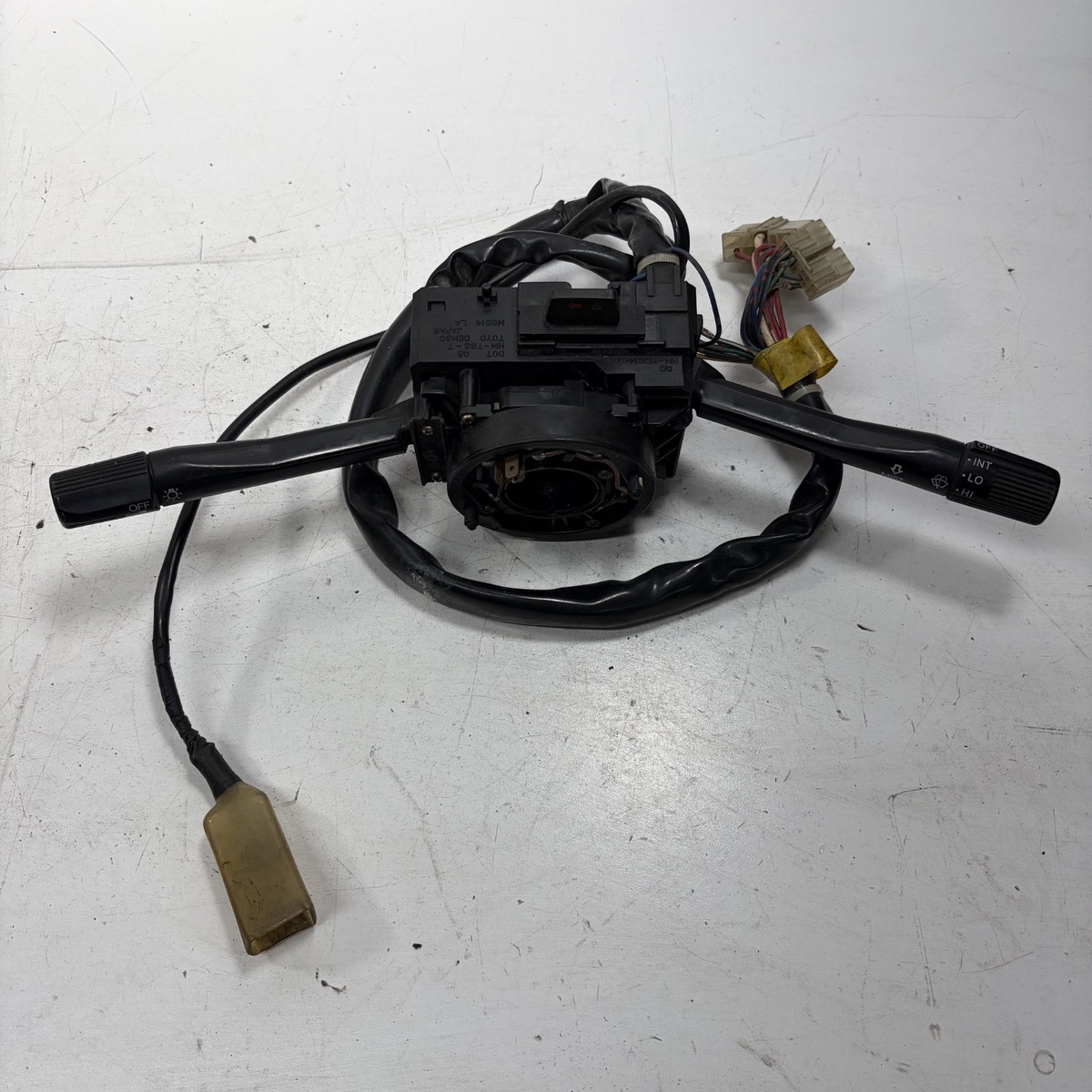 しる 88-89 Honda Accord LX/LXi Column Combination Switch Assembly 35250