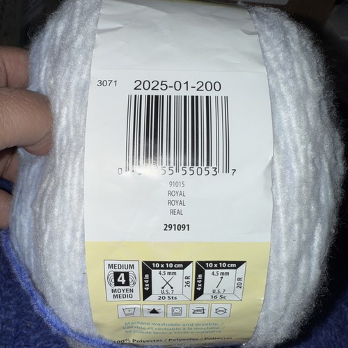 Filato Caron CLOUD CAKES - 91015 Royal - 8 oz - parzialmente usato vedi descrizione - Foto 4 di 5