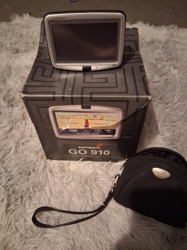 TomTom GO 910 Sat Nav / Boxed With Accessories & Instructions