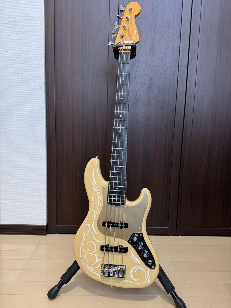 ベース Fender DELUXE JAZZ BASS V KAZUKI ARAI Deluxe Jazz Bass® Kazuki Arai Edition – Fender