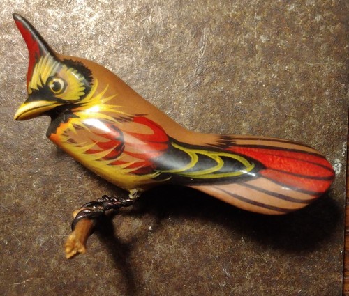 Broche prendedor de madera tallada cardenal pájaro rojo pintado a mano Takahashi de colección Japón Segunda Guerra Mundial - Imagen 8 de 14