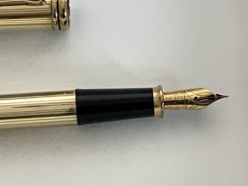 Cross Townsend 10K Gold Fountain Pen Fine Nib USA With Convertor In Box - Picture 3 of 7