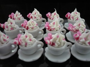 12 Mix Cups of Cappuccino Dollhouse Miniatures Food//Deco
