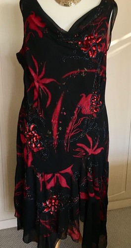 EVENING DRESS FOR THE LARGER LADY SIZE 26 ~ FULLY LINED WITH STOLE ~ 100% POLYES - Picture 5 of 15