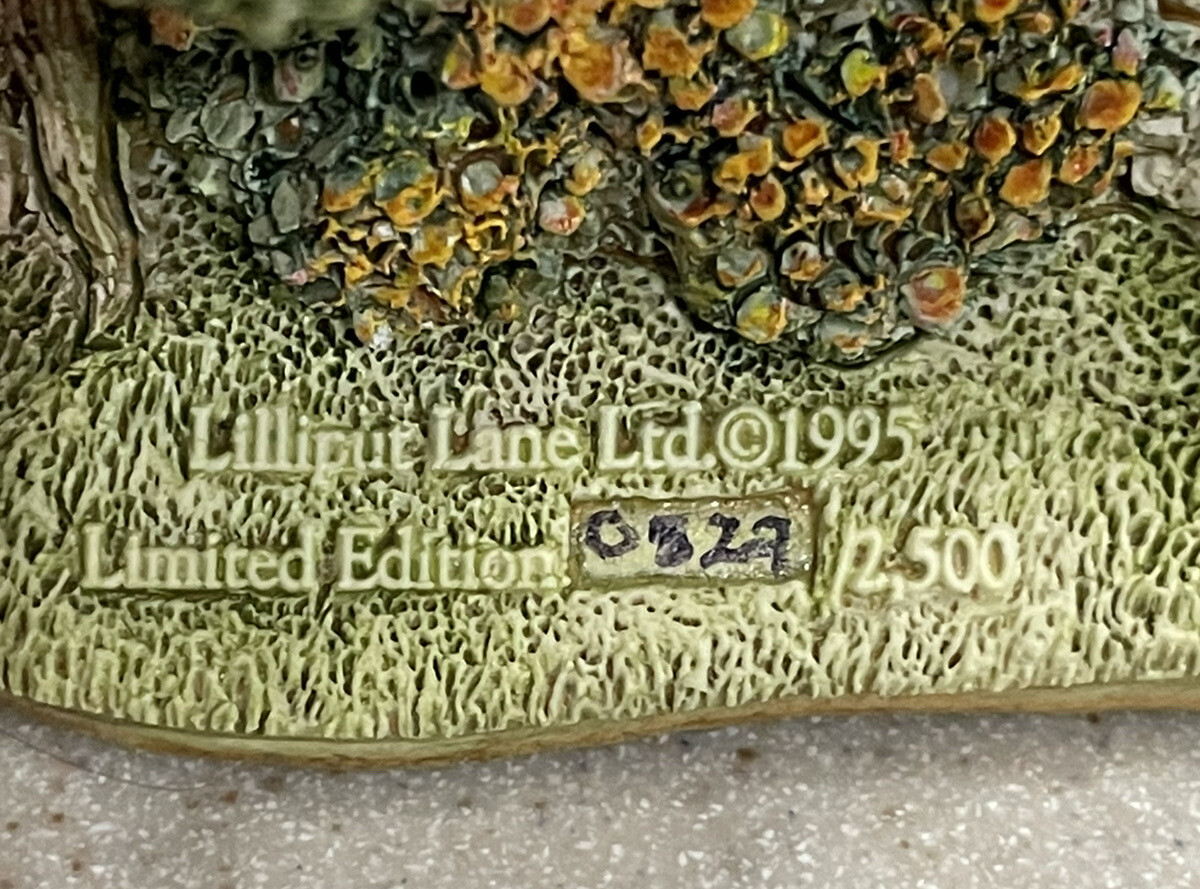 Lilliput Lane Tranquility Preowned In Great Condition Very