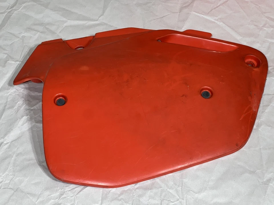 Panel de cubierta lateral UFO placas numeradas rojo naranja flash 90 91 CR250R CR125R CR500R Foto 2 de 4