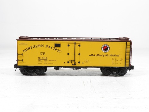 Atlas 8528-3 Northern Pacific Steel Reefer Car #91034 LN - Picture 3 of 9