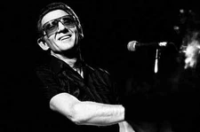 JERRY LEE LEWIS 8x10 Glossy Photo