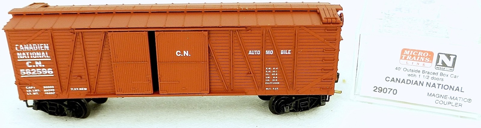 40´ Outside Braced Boxcar CANADIAN NATIONAL Micro Trains Line 29070 N 1 160 c å 40´ Outside Braced Boxcar CANADIAN NATIONAL Micro Trains Line 29070 N 1 160 c å