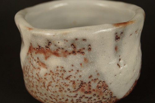Handgetöpferte Japanische Teeschale Chawan Shino Keramik Japan tea bowl 4942 - Picture 5 of 11
