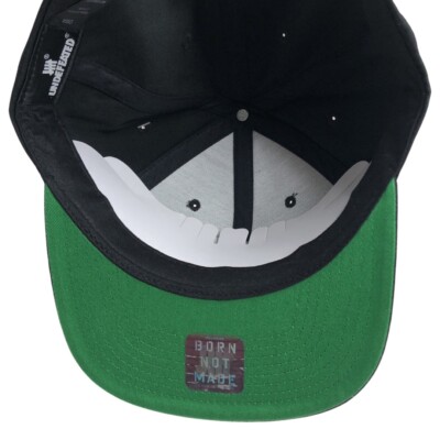 Rare - Undefeated Play Dirty Hat Snapback Embroidered NWT