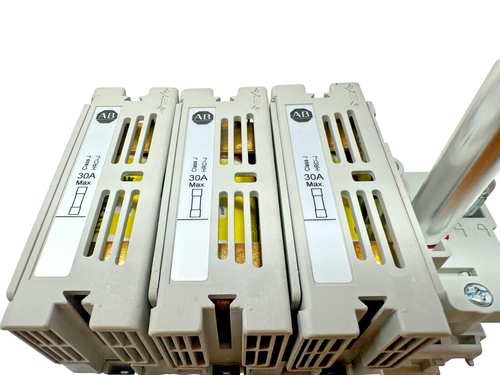 Allen-Bradley 194R-J30-1753 Disconnect Switch w/ 194R-N1 Handle and Fuses - Picture 4 of 4