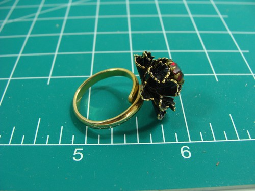 Vintage rot Glas Emaille schwarz geschichtet Stern Blume goldfarben Cocktail Ring 5 Adj - Bild 4 von 24