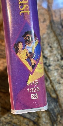 RARE Black Diamond Classic 💎 Walt Disney's "Beauty And The Beast"-VHS Tape - Picture 5 of 6
