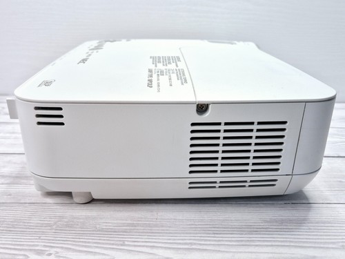 NEC NP210 Projector Beamer DLP XGA 2100 LUMENS - New Bulb Fitted - Picture 7 of 8