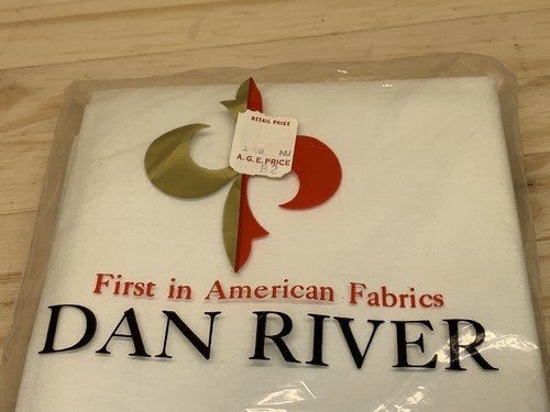 Vintage Dan River Fine Muslin White Pillow Cases 42x36 *NEW* All Cotton - Picture 6 of 7