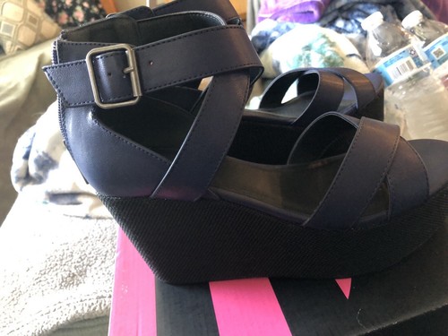 Sandalia de cuña Michael Antonio Midnight talla 7,5 - Imagen 3 de 9