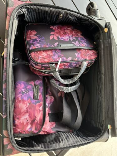 victorias secret carry on travel suitcase wheelie floral new 3 Pc Set Very Rare - Picture 12 of 13