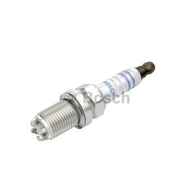 ENGINE SPARK PLUG SET PLUGS BOSCH 0 242 235 748 4PCS A NEW OE REPLACEMENT - Picture 2 of 11