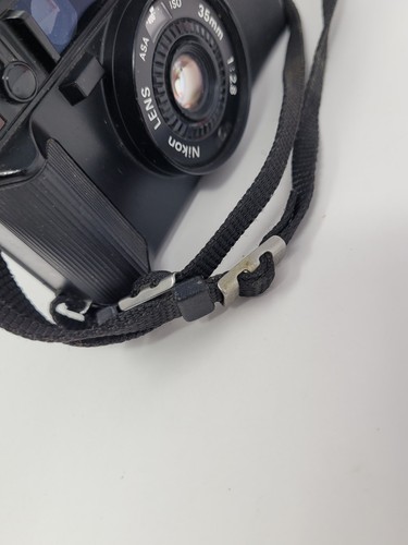 Nikon L35AF 35mm Point & Shoot Film Camera Tested - Picture 24 of 24