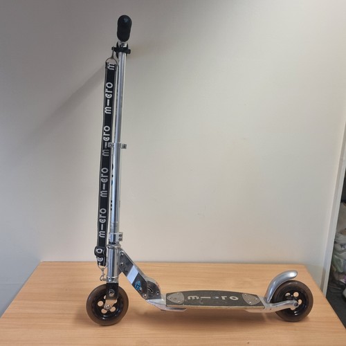 Micro Flex Commuter Scooter Comfy Flexy Deck Neuwertig Tragegriff Gurt