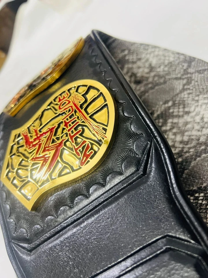 Cinturón de campeonato de lucha de peso pesado Smoking Skull 4 mm zinc (piel de serpiente trasera) Foto 4 de 4
