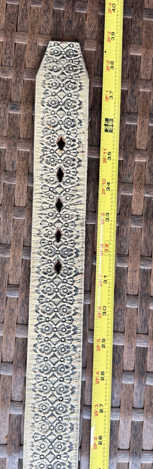 Picture 4 of 9