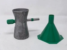 OMARK RCBS POWDER TRICKLER # 09094 WITH FUNNEL