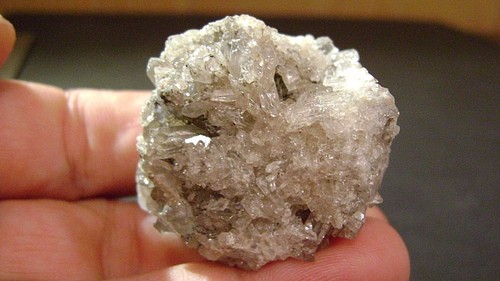 1 1/2" X 1 1/2" Crystal Clear Sparkly Quartz Cluster on Matrix - Ellenville, NY - Picture 9 of 9